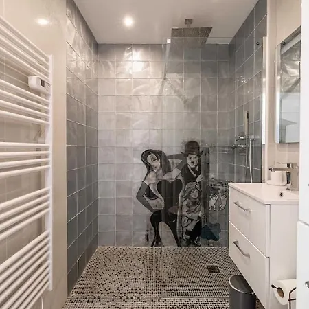 דירה Charming Near Centre *